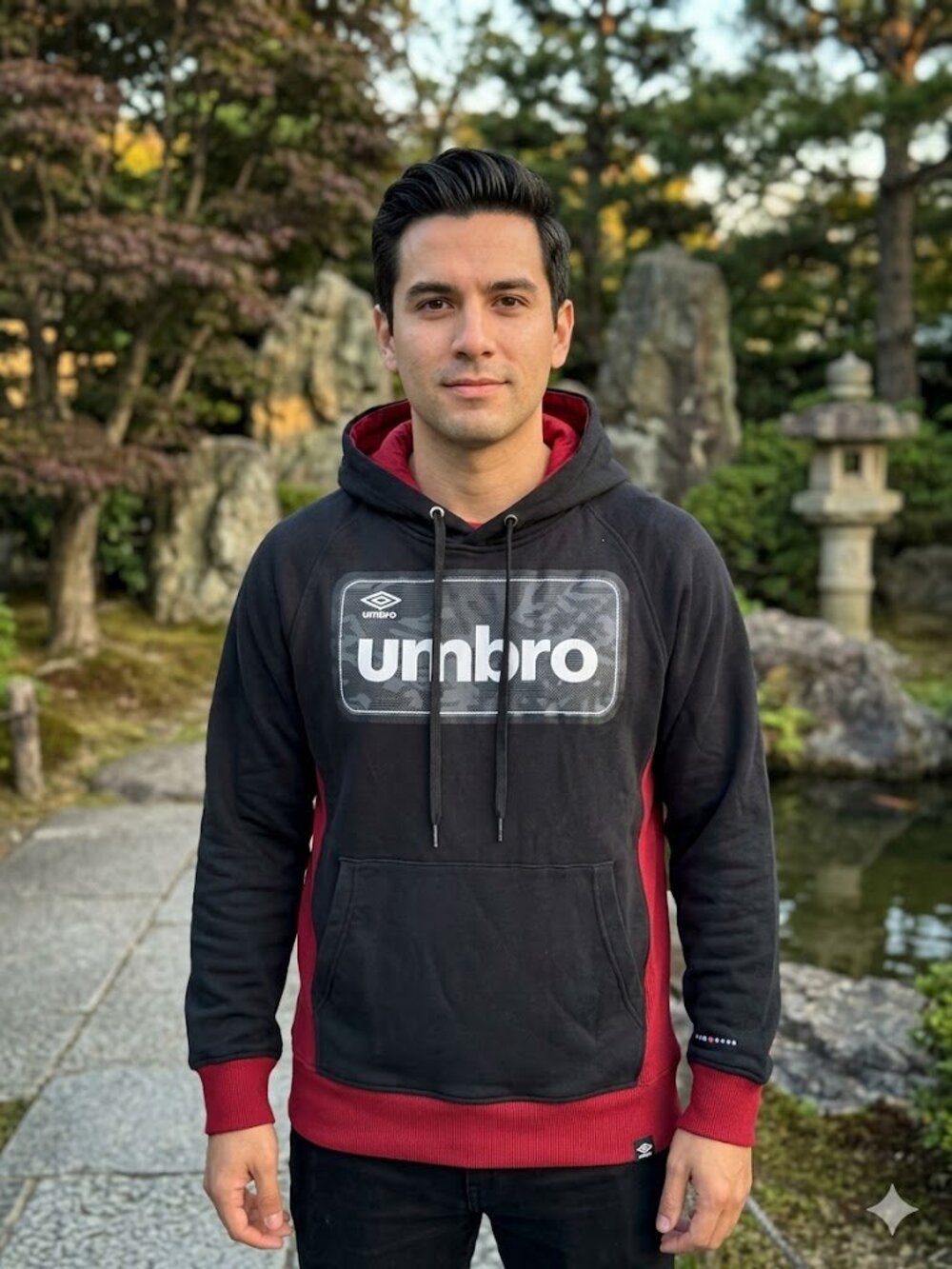 UMBRO NWT Colorblock Pullover Hoodie Black Red Camo Logo Men's Size Large